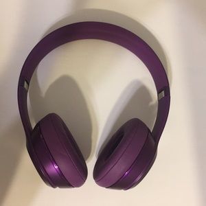 Headphones 🎧